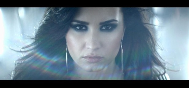 demi lovato heart attack video