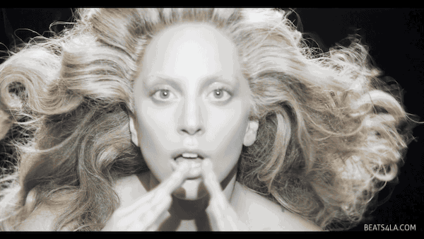 Lady-Gaga-Applause-Sign.gif