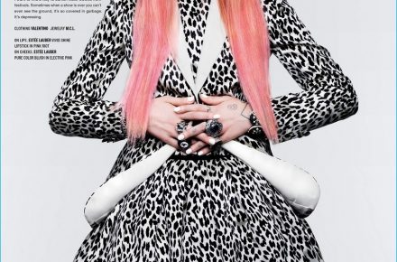 V Magazine "Girls Of Now" 3