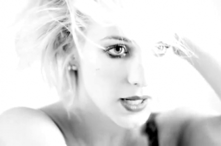 Ashlee Simpson "Bat for a Heart"