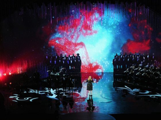 adele-oscars-2013-performance-of-skyfall-watch-now-03