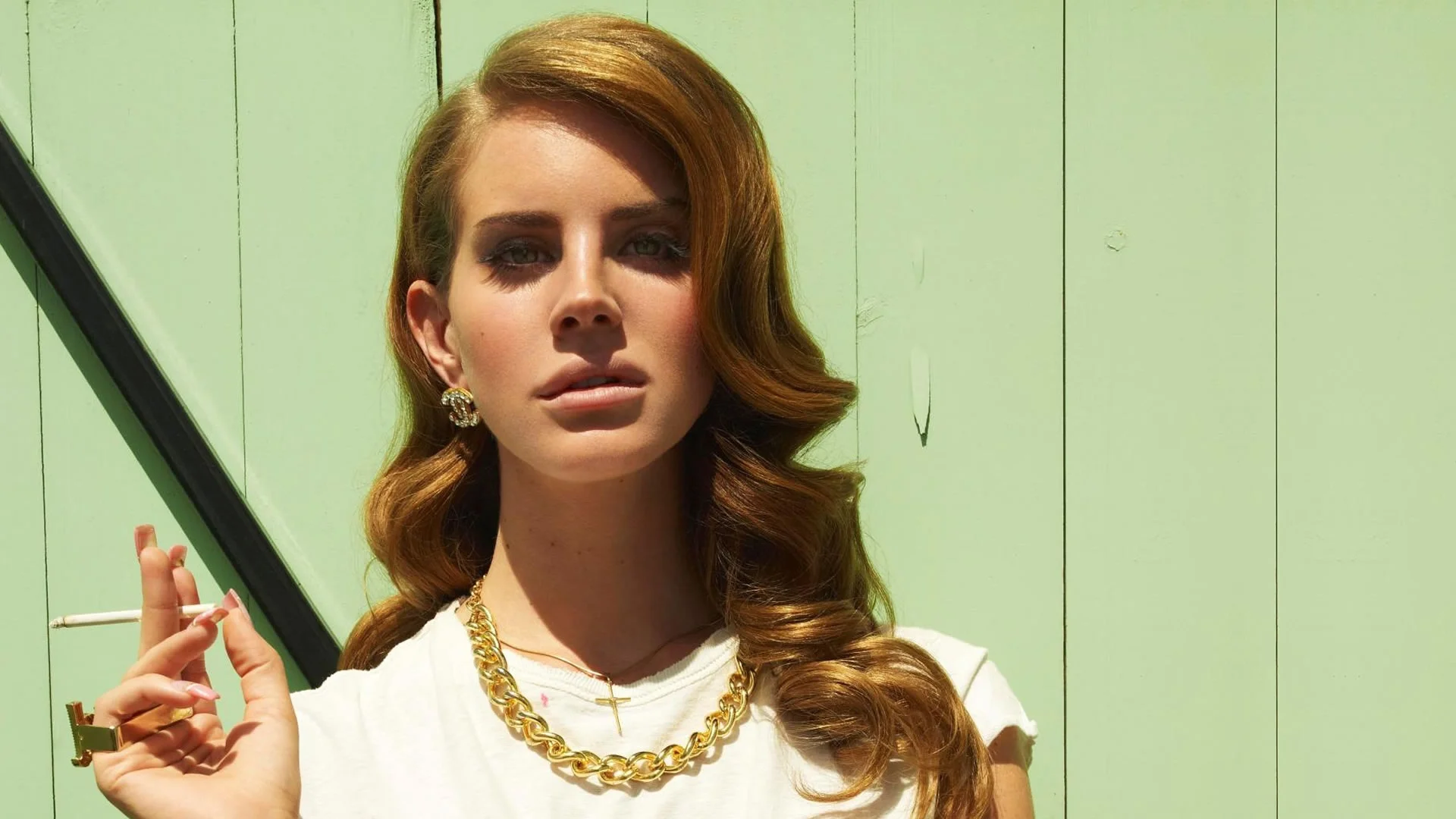 Lana Del Rey – ‘Young & Beautiful’ New Song Released.