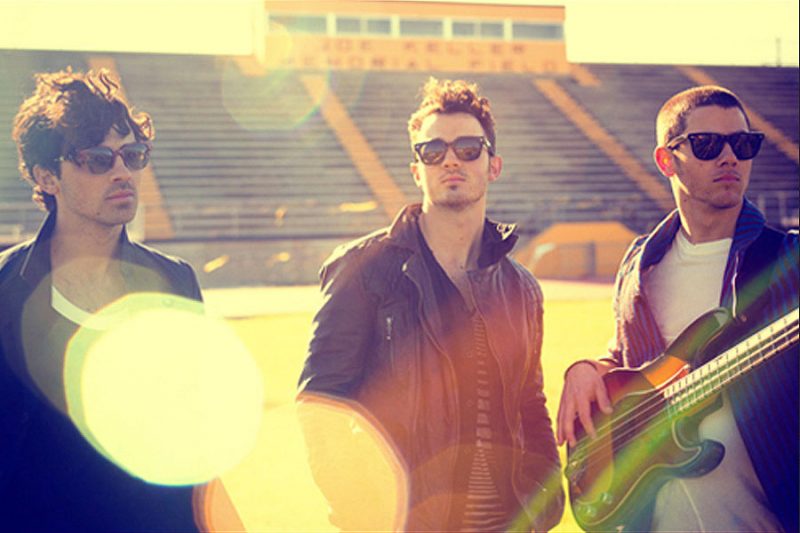 jonas-brothers-summer-2013-first time