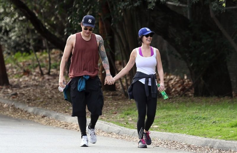 katy-perry-and-john-mayer-who-you-love