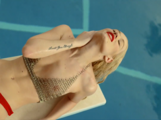 Iggy Azalea Change your life