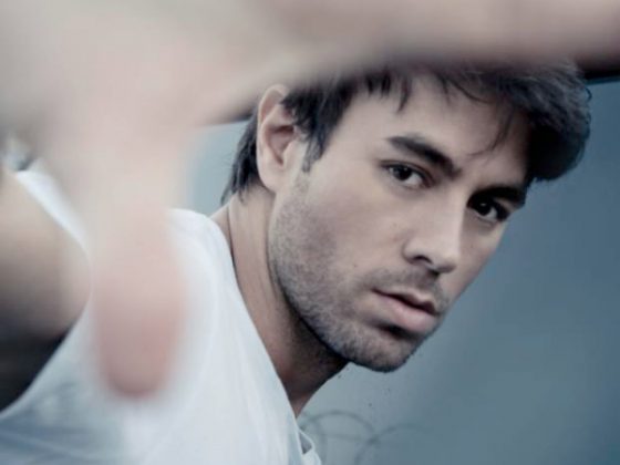 enrique-iglesias-heart-attack