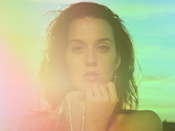Katy-Perry-Prism-Deluxe-Version-2013