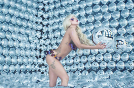 Lady Gaga 02 ARTPOP Commerical 2