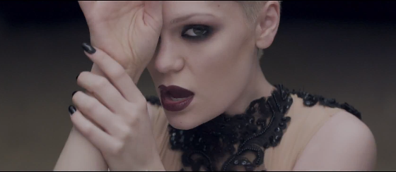 Jessie J Thunder music video