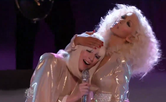 Lady Gaga Christina Aguilera DWUW