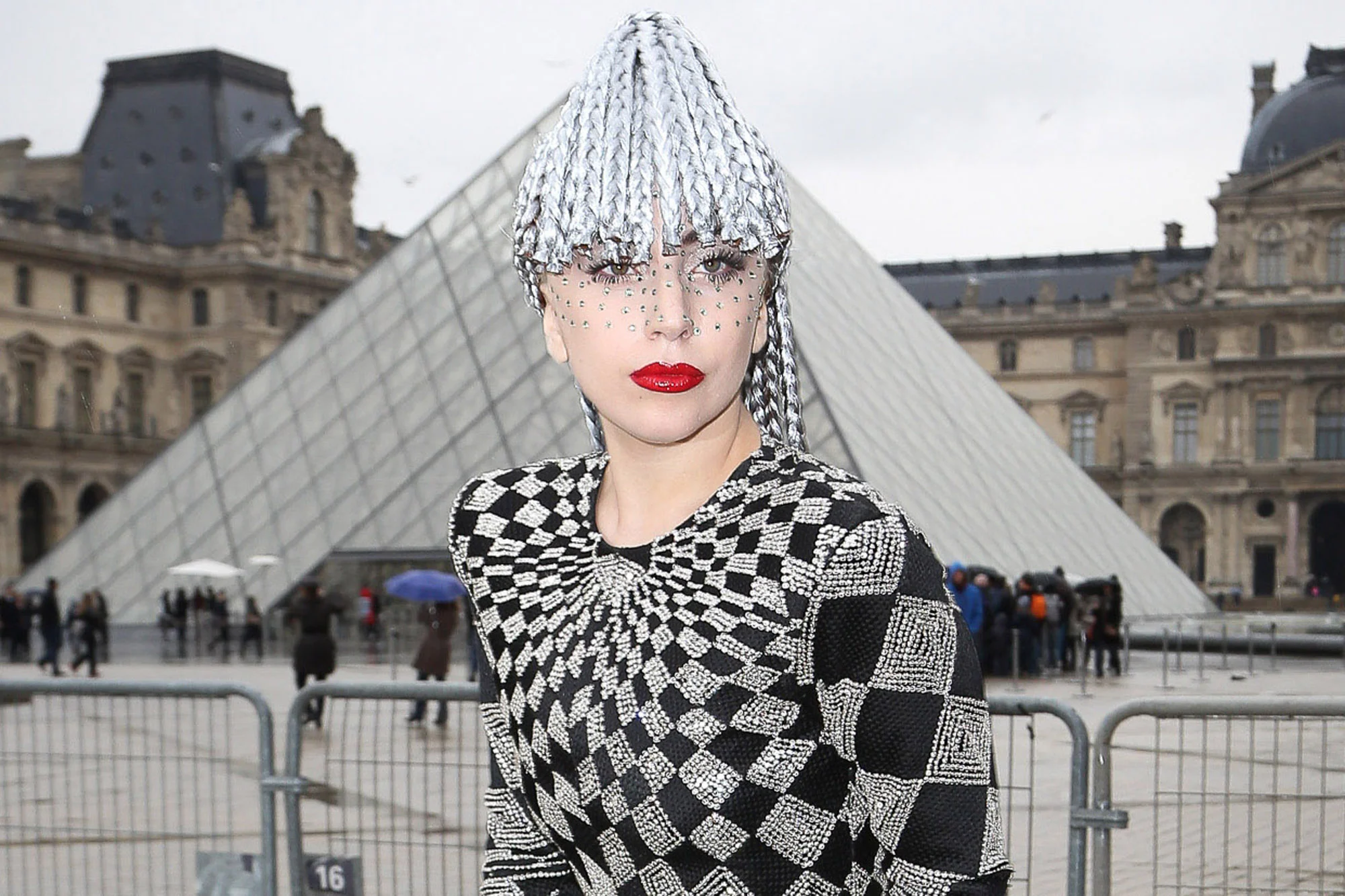 Lady Gaga – “Gypsy” Next Single off ARTPOP!