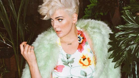 Betty Who Slow Dancing