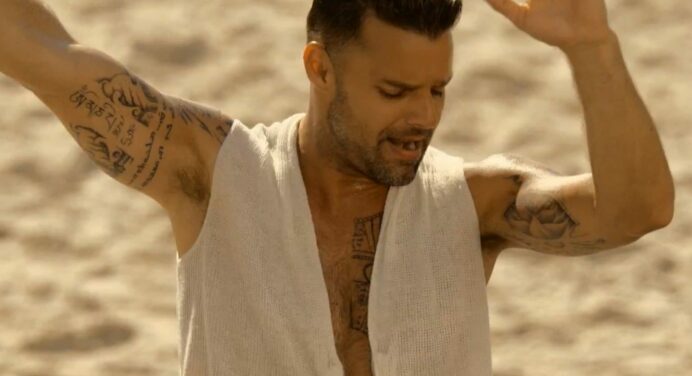 Ricky Martin – “Vida” Music Video.