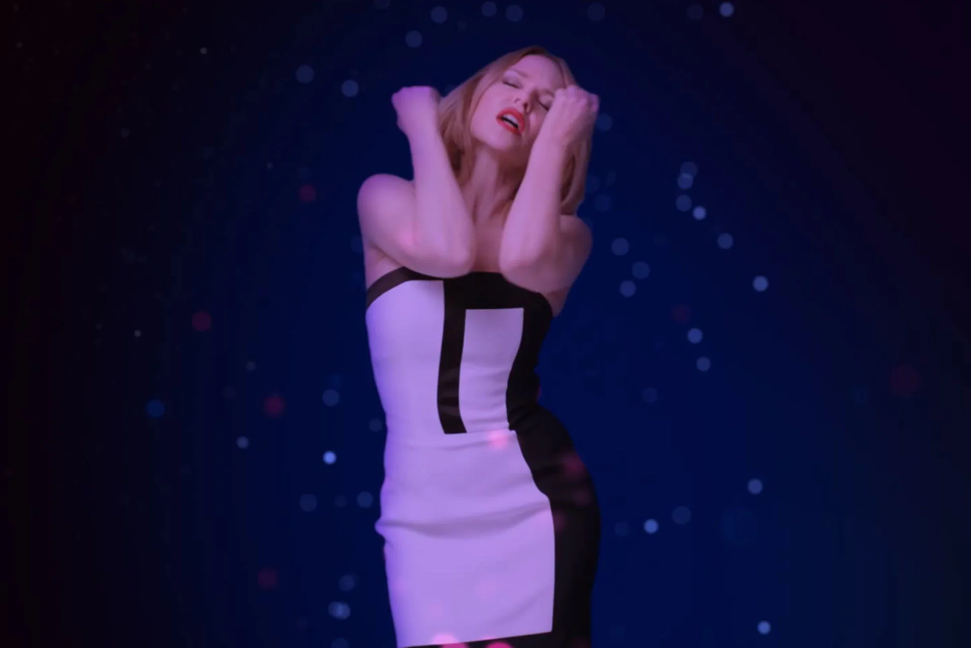 Kylie Minogue “Crystallize” (Video Premiere)
