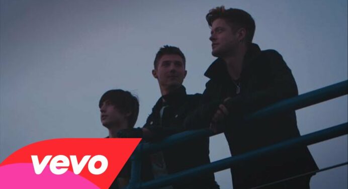 Hot Chelle Rae – “Don’t Say Goodnight” Music Video Premiere.