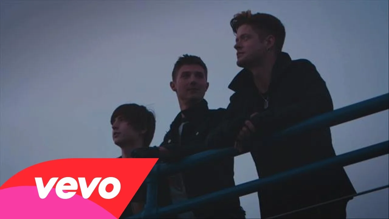 Hot Chelle Rae – “Don’t Say Goodnight” Music Video Premiere.