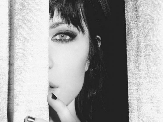 Carly-Rae-Jepsen-Run-Away-with-Me